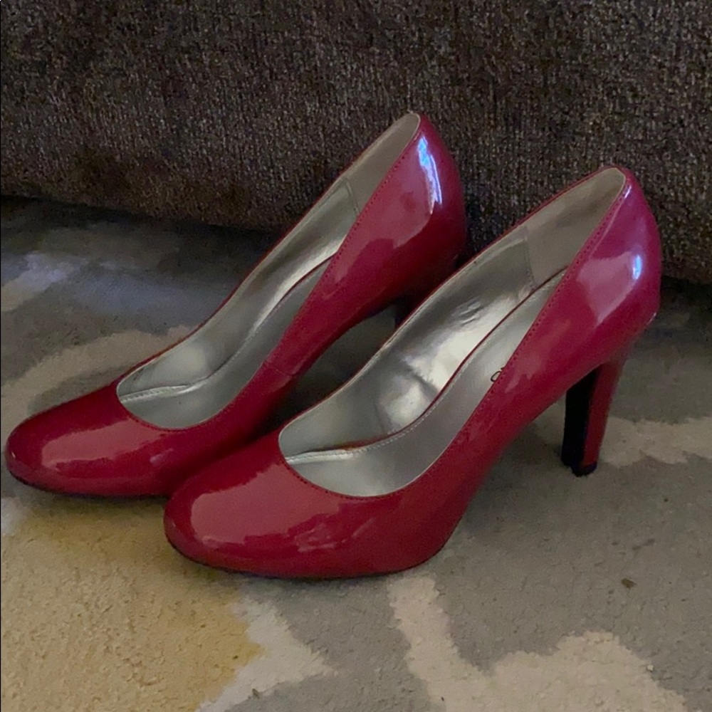 Red Pumps 👠